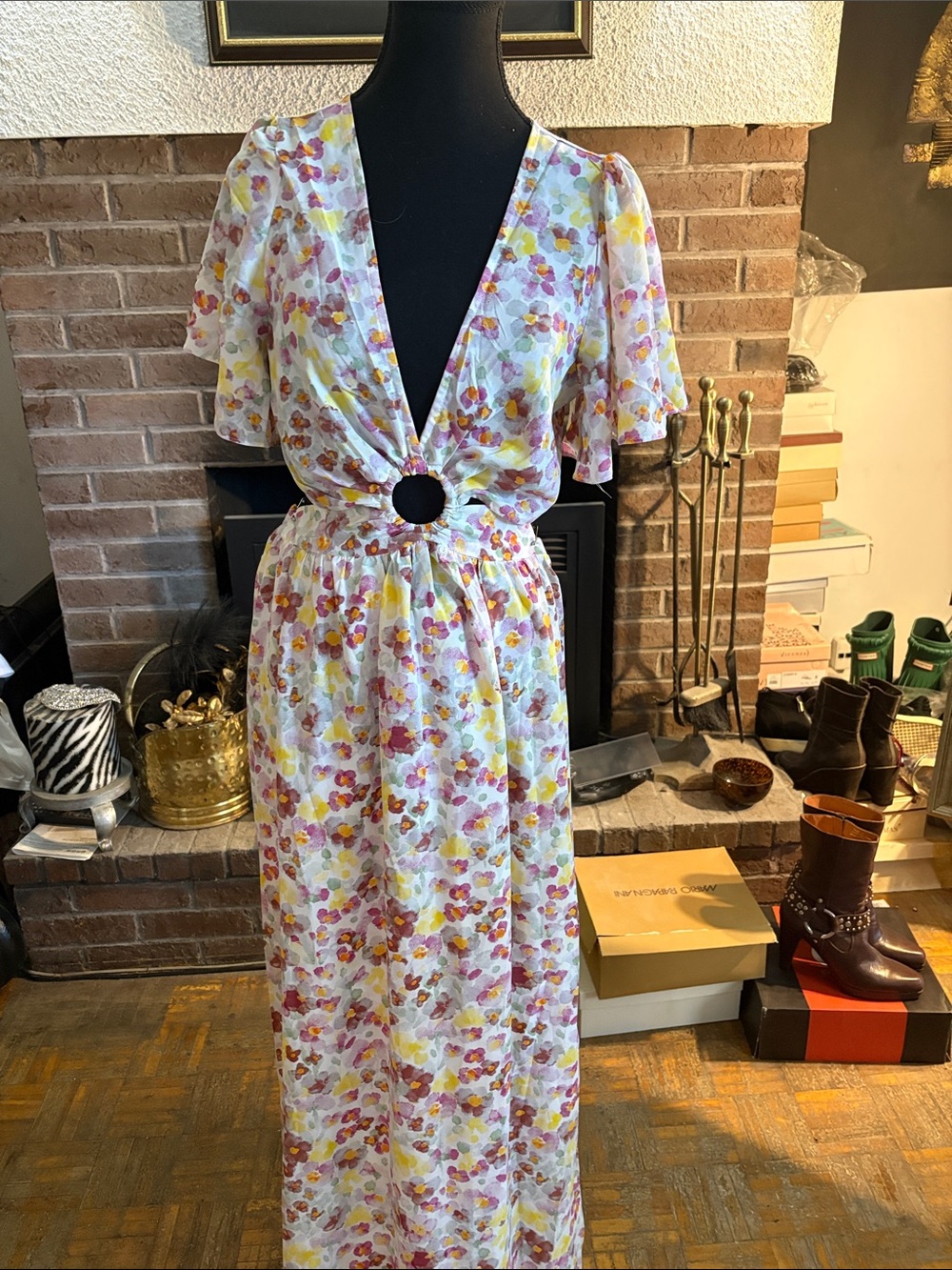 Source Unknown White Floral Maxi Dress with Multicolor Print